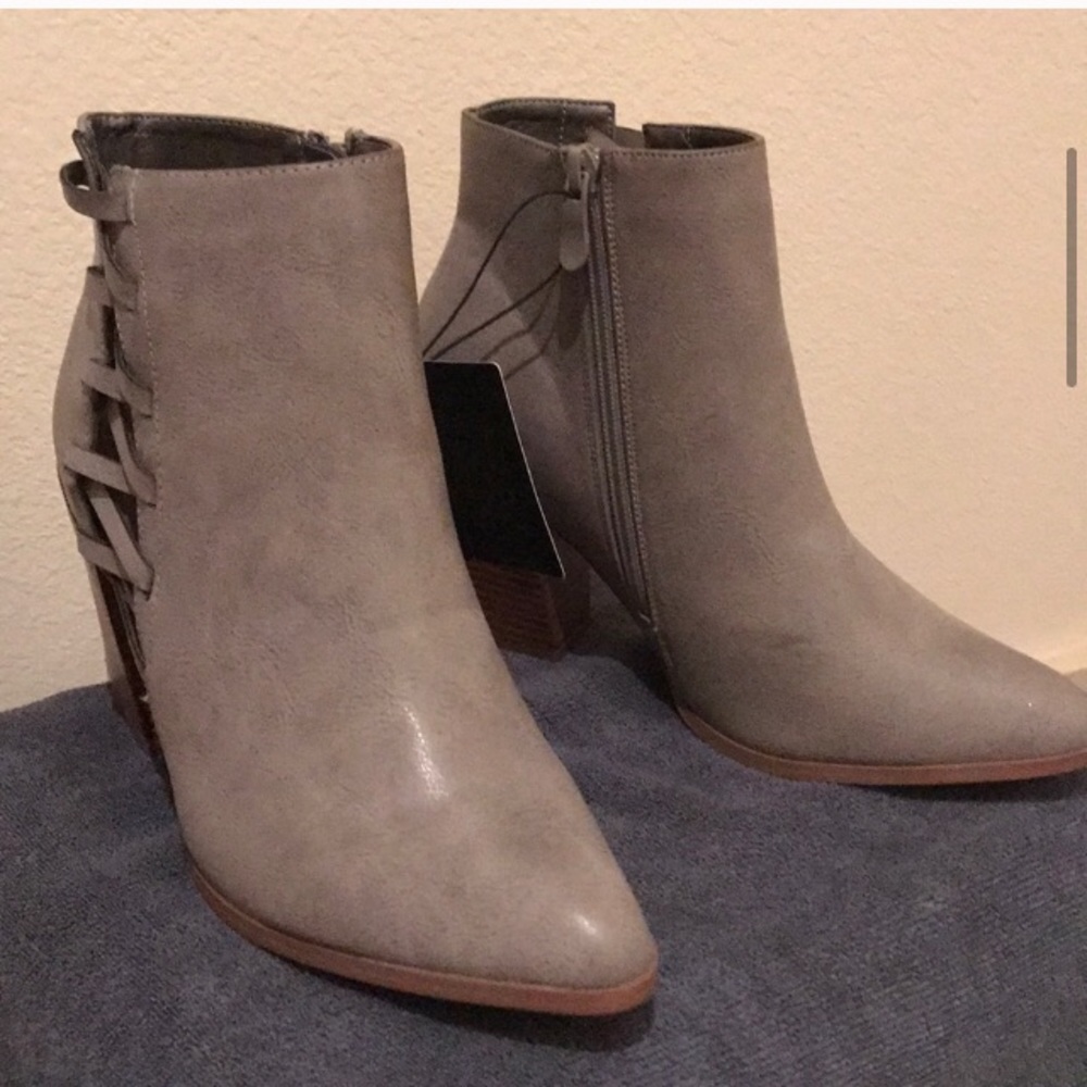Booties - Picture 4 of 14